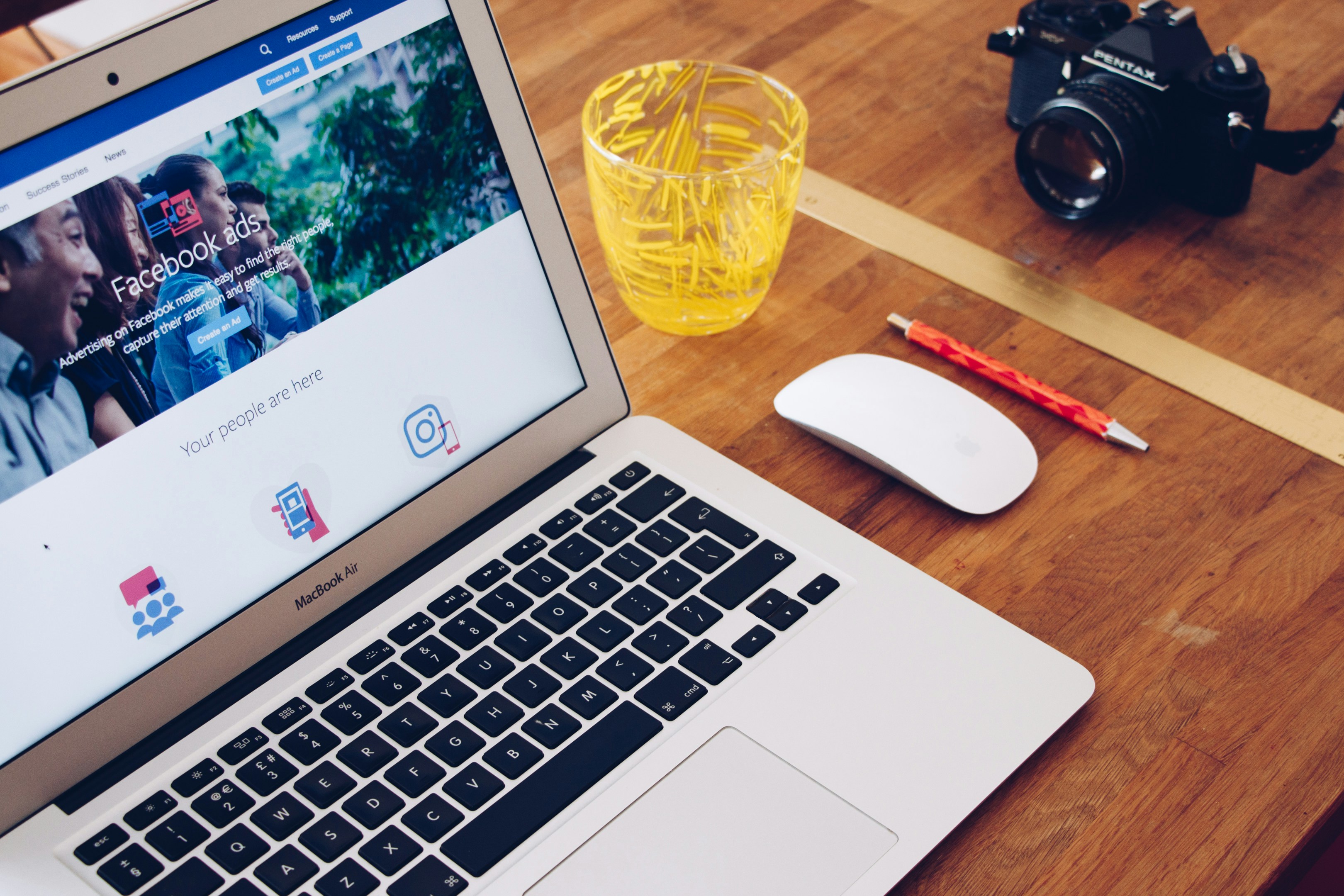 Social media advertising dashboard